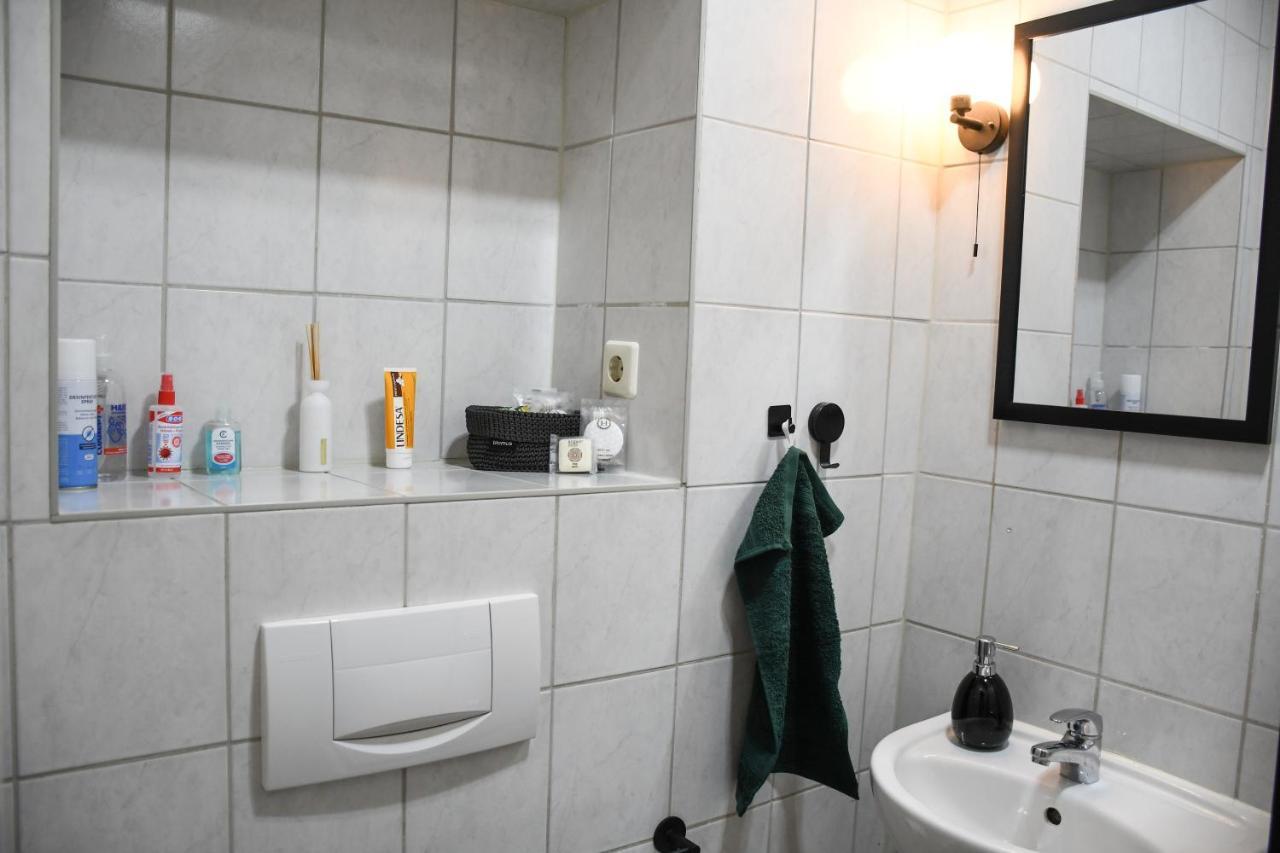 קמניץ Moderne Ferienwohnung In Direkter Naehe Zur Uni, Netflix Gratis, Wlan, Waschmaschine, Geschirrspueler, Zentrum, מראה חיצוני תמונה