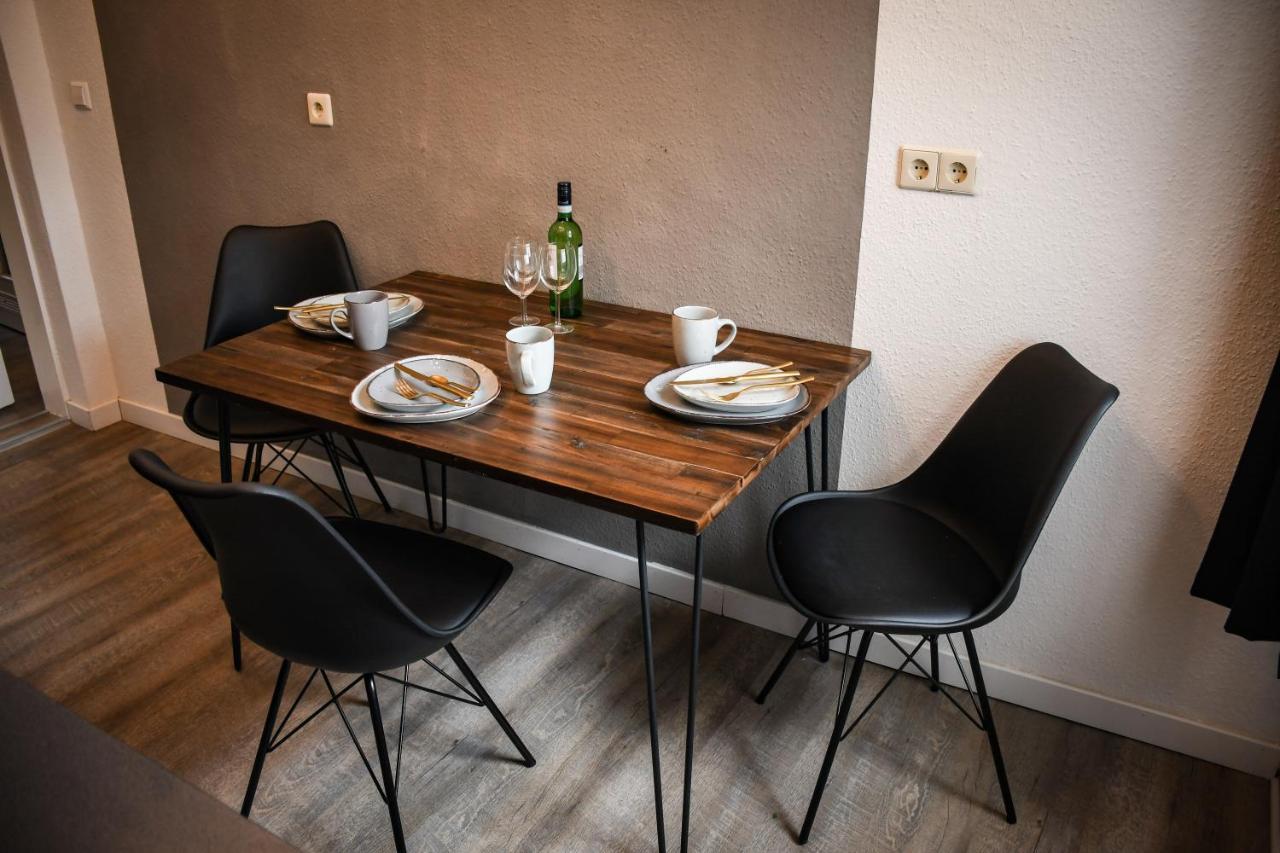 קמניץ Moderne Ferienwohnung In Direkter Naehe Zur Uni, Netflix Gratis, Wlan, Waschmaschine, Geschirrspueler, Zentrum, מראה חיצוני תמונה